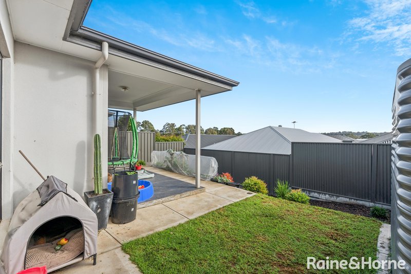 Photo - 11 Emerald Way, Mount Barker SA 5251 - Image 10