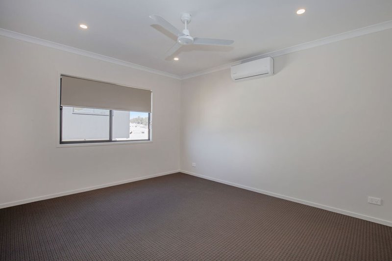 Photo - 1/1 Emilia Street, Coomera QLD 4209 - Image 10