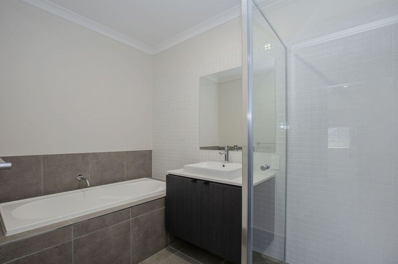 Photo - 1/1 Emilia Street, Coomera QLD 4209 - Image 14