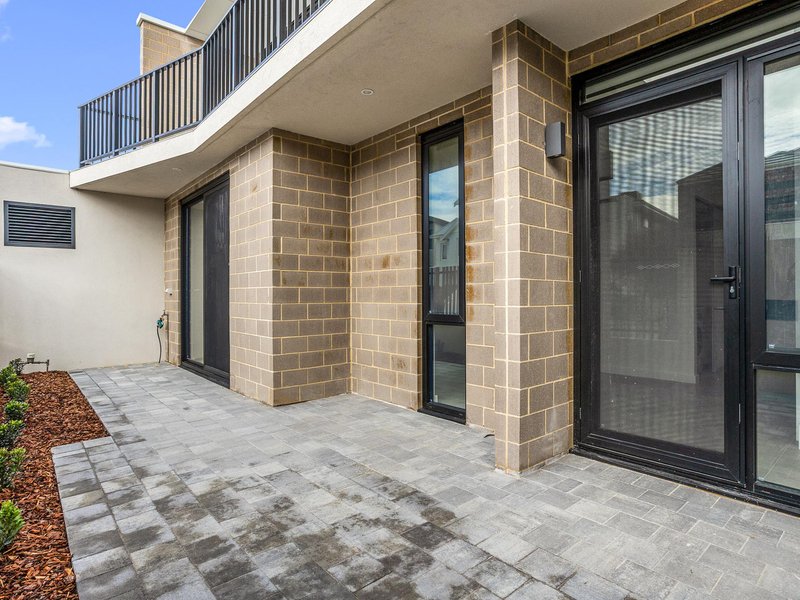 Photo - 1/1 Enderby Close, North Coogee WA 6163 - Image 14