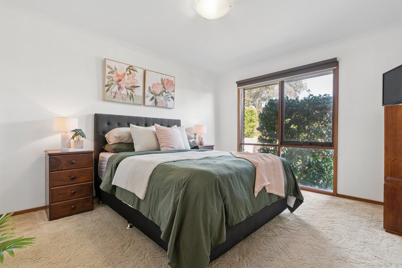 Photo - 11 Epacris Court, Langwarrin VIC 3910 - Image 11