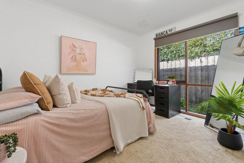 Photo - 11 Epacris Court, Langwarrin VIC 3910 - Image 13