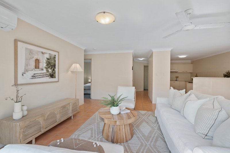 Photo - 11 Erncroft Place, Rocklea QLD 4106 - Image 4