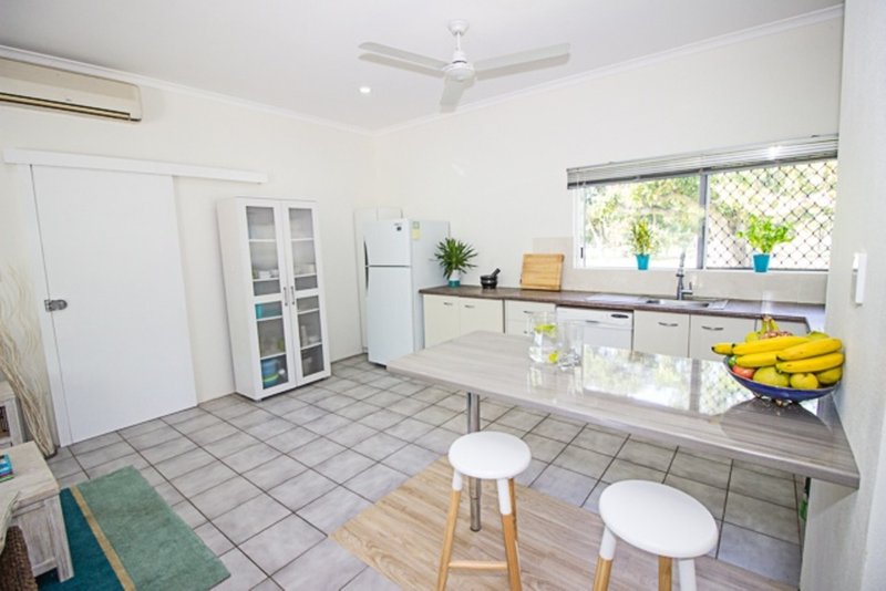 Photo - 11 Escape Close, Clifton Beach QLD 4879 - Image 8