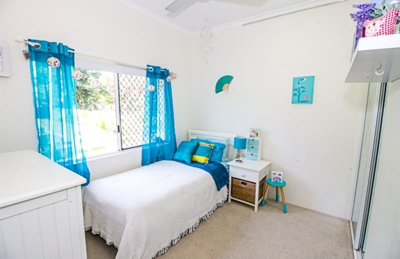 Photo - 11 Escape Close, Clifton Beach QLD 4879 - Image 12