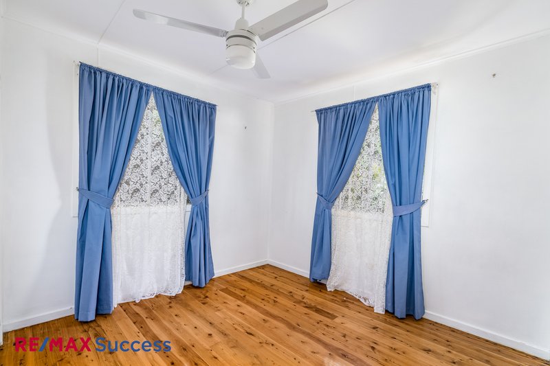 Photo - 11 Esmond Street, Rockville QLD 4350 - Image 5