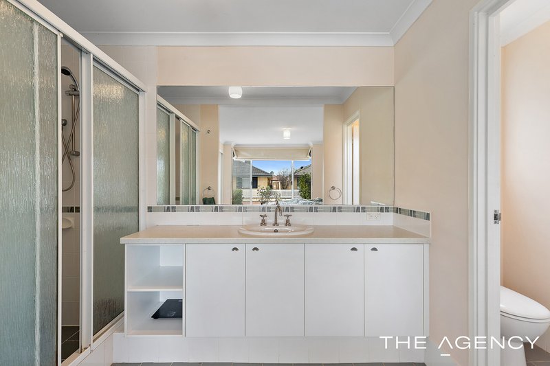 Photo - 11 Essence Bend, Atwell WA 6164 - Image 6