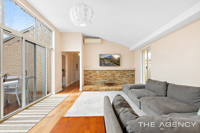 Photo - 11 Essence Bend, Atwell WA 6164 - Image 9