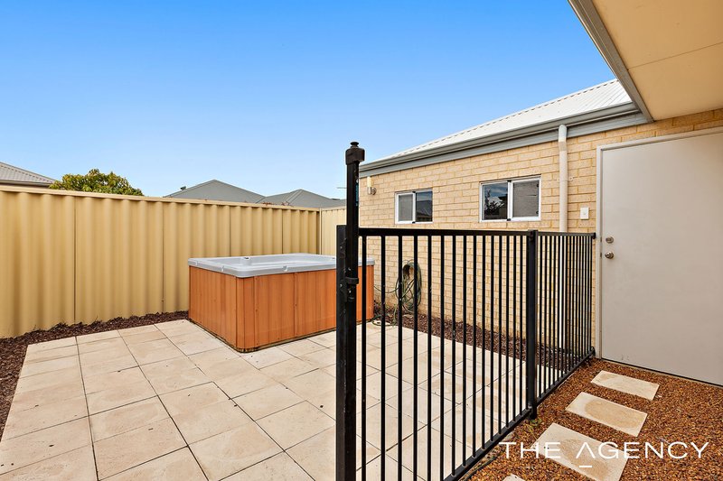 Photo - 11 Essence Bend, Atwell WA 6164 - Image 20