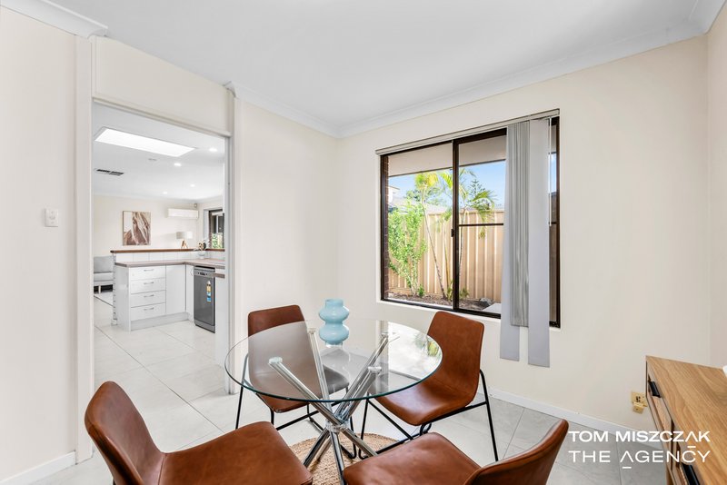 Photo - 11 Essex Street, Forrestfield WA 6058 - Image 10