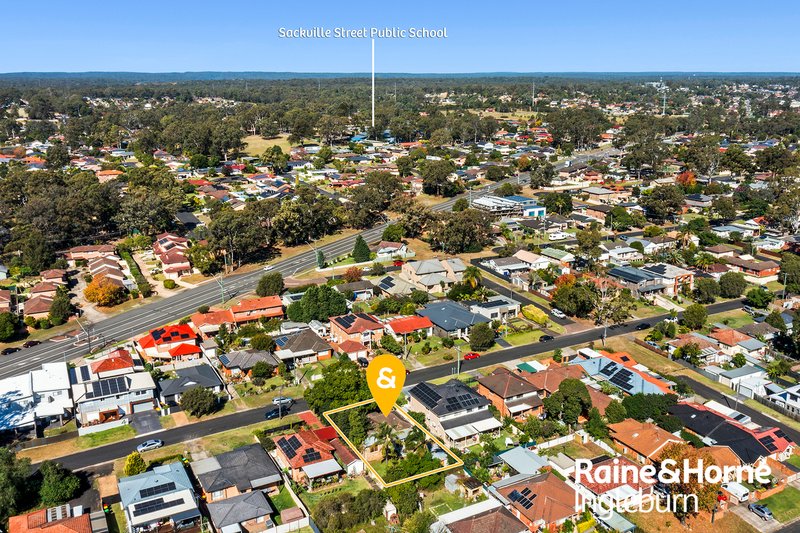 Photo - 11 Euroka Street, Ingleburn NSW 2565 - Image 15