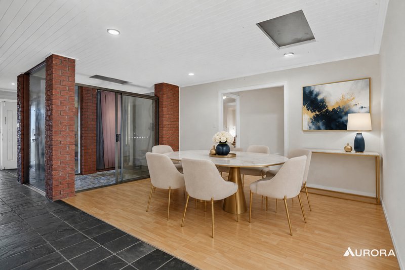 Photo - 11 Evander Street, Sunnybank Hills QLD 4109 - Image 6