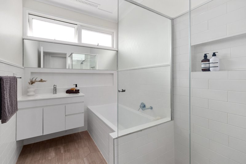 Photo - 1/1 Eveleen Street, Cardiff South NSW 2285 - Image 8