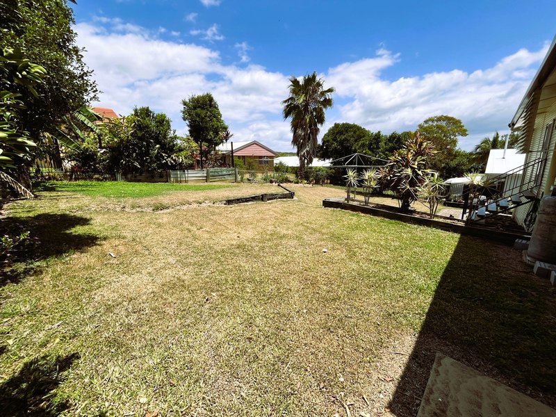 Photo - 11 Evelyn Street, Lammermoor QLD 4703 - Image 13