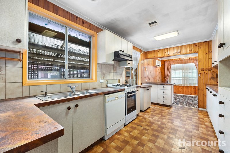 Photo - 11 Evelyn Street, Moe VIC 3825 - Image 3