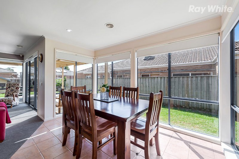 Photo - 11 Evergreen Drive, South Morang VIC 3752 - Image 3