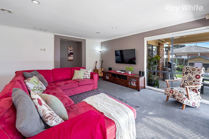 Photo - 11 Evergreen Drive, South Morang VIC 3752 - Image 5