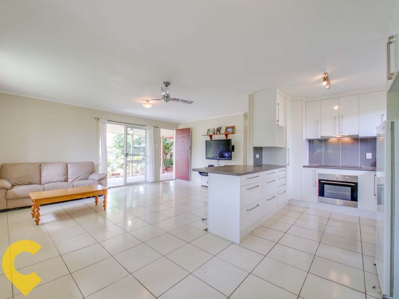 Photo - 11 Ewart Street, Deception Bay QLD 4508 - Image 5