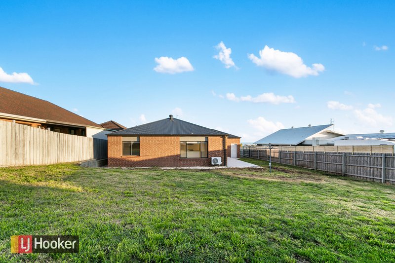 Photo - 11 Ewing Court, Lakes Entrance VIC 3909 - Image 19