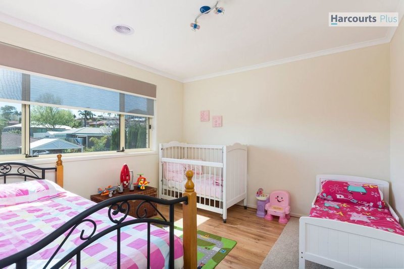 Photo - 11 Fairhill Street, Hallett Cove SA 5158 - Image 16