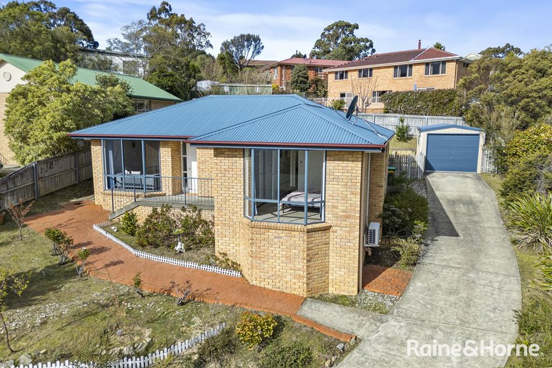 Photo - 11 Fairview Drive, Kingston TAS 7050 - Image 5