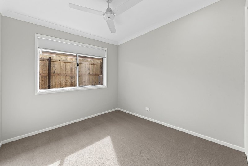 Photo - 1/1 Falcon Road, Park Ridge QLD 4125 - Image 3