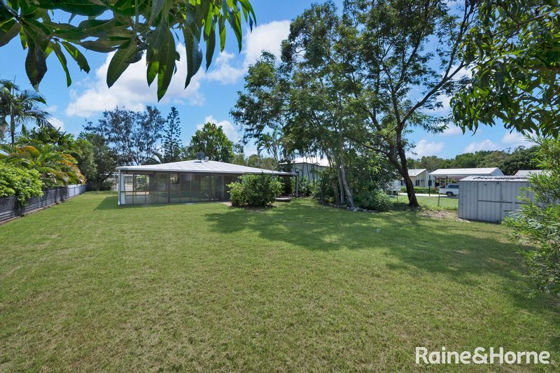 Photo - 11 Fanning Court, Balgal Beach QLD 4816 - Image 2