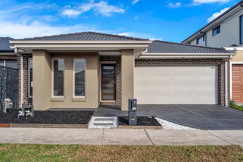 11 Farnsworth Street, Donnybrook VIC 3064