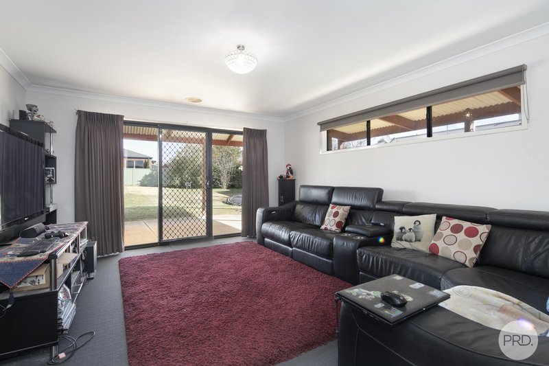 Photo - 11 Felix Court, Miners Rest VIC 3352 - Image 4