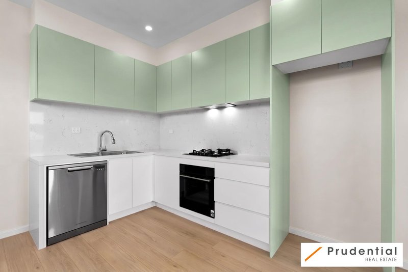 Photo - 11 Felix Street, Gregory Hills NSW 2557 - Image 2