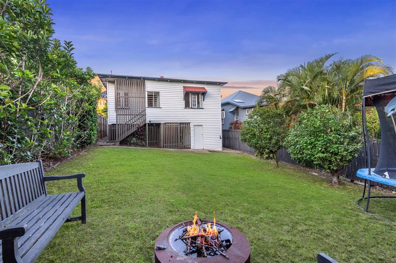 Photo - 11 Ferndale Street, Annerley QLD 4103 - Image 7