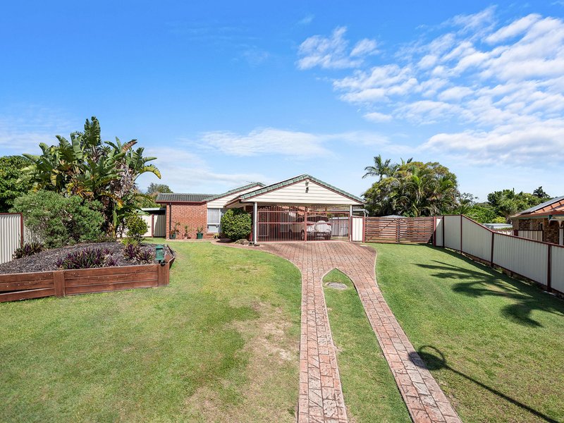 11 Ferngrove Court, Heritage Park QLD 4118