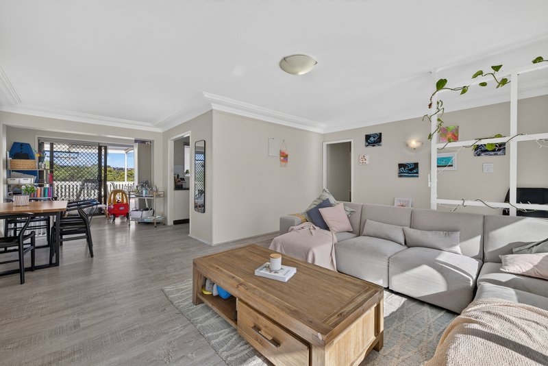 Photo - 11 Fewtrell Avenue, Revesby Heights NSW 2212 - Image 8