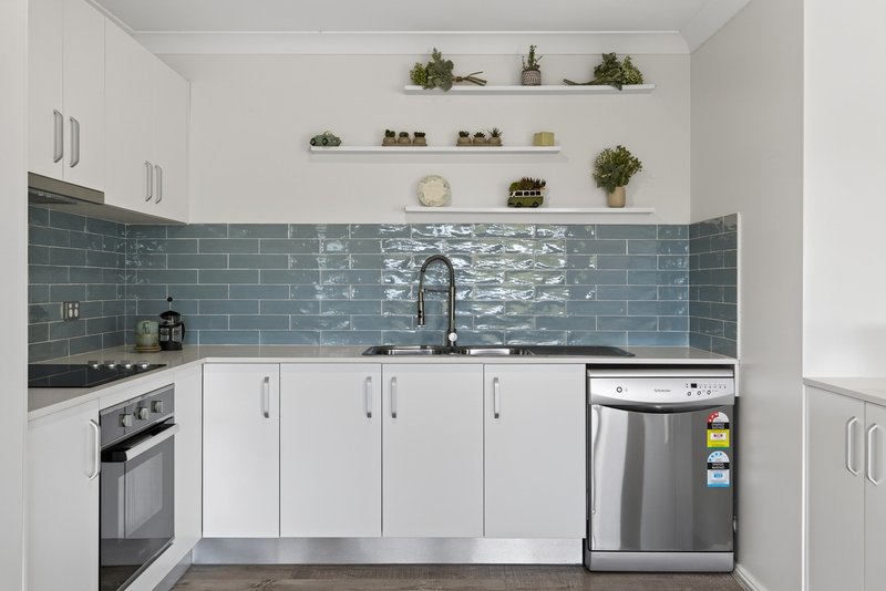 Photo - 11 Fewtrell Avenue, Revesby Heights NSW 2212 - Image 11
