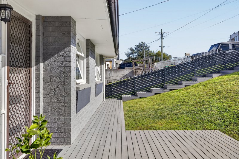 Photo - 11 Fewtrell Avenue, Revesby Heights NSW 2212 - Image 12