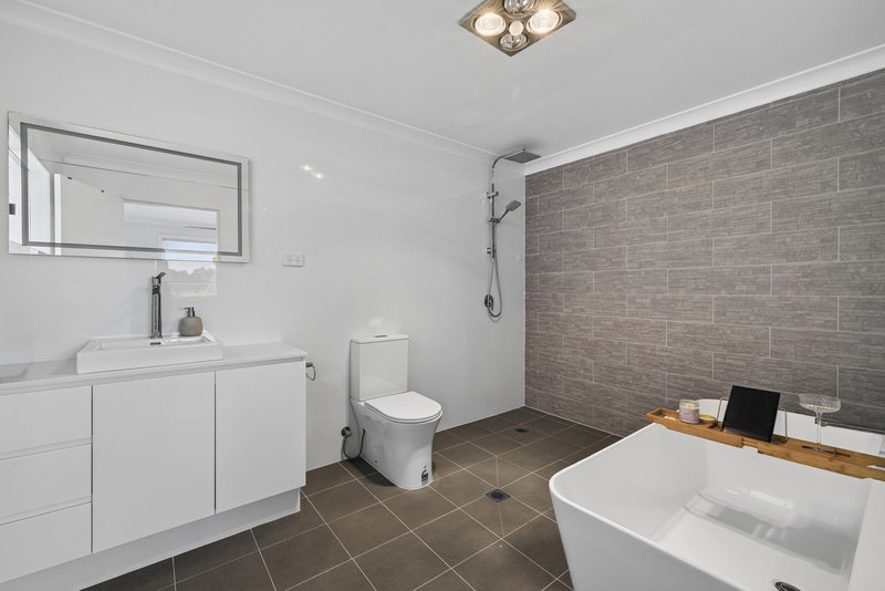 Photo - 11 Fewtrell Avenue, Revesby Heights NSW 2212 - Image 21