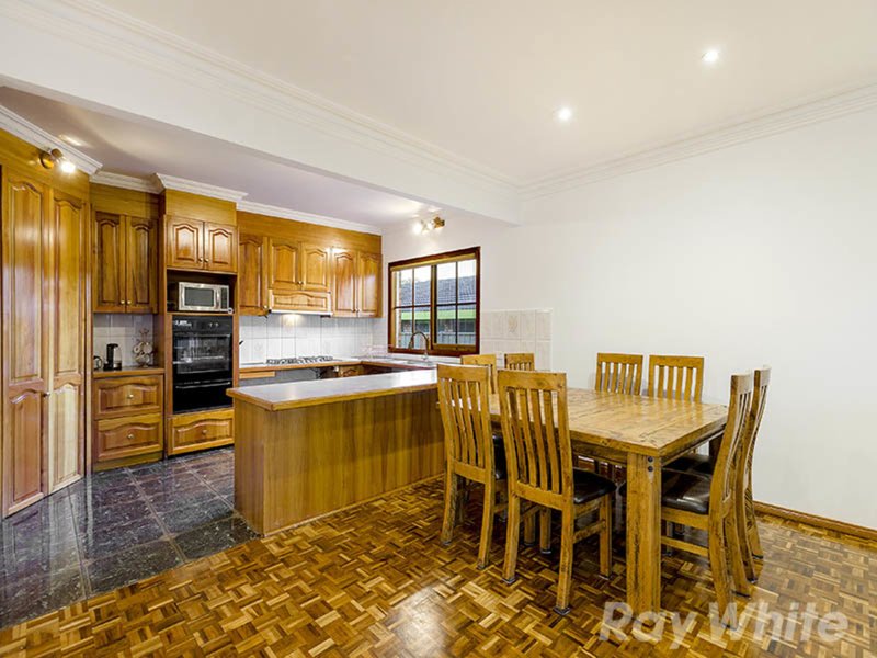 Photo - 11 Field Avenue, Edithvale VIC 3196 - Image 4