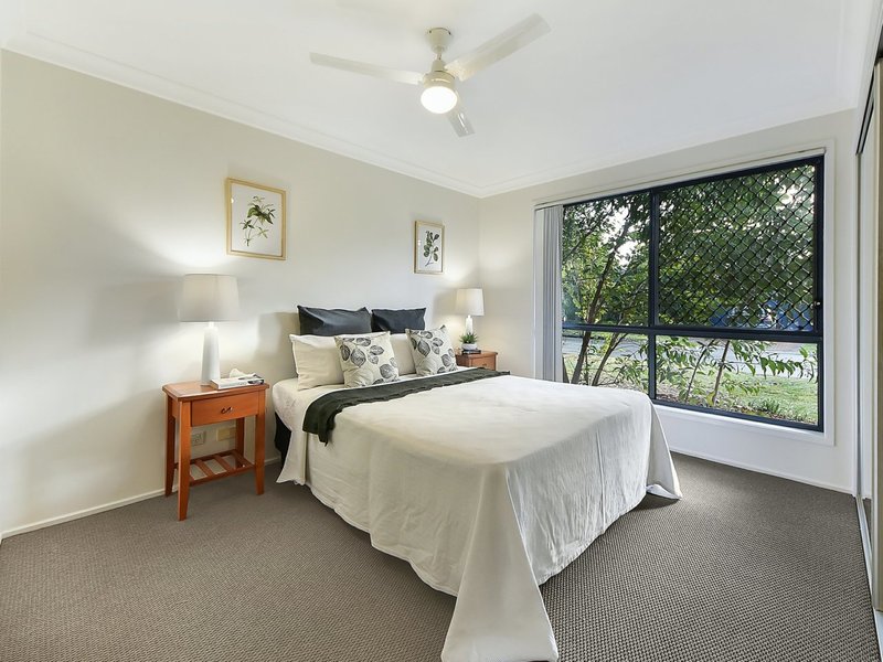 Photo - 11 Figtree Place, Bracken Ridge QLD 4017 - Image 9