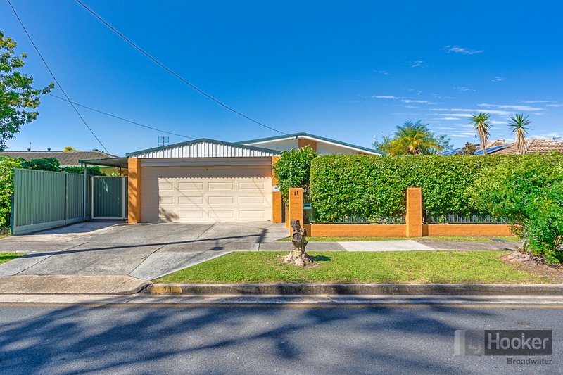 Photo - 11 Fiona Street, Biggera Waters QLD 4216 - Image 3