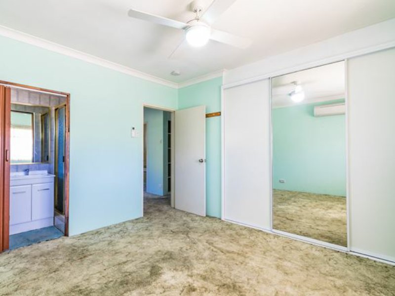 Photo - 11 Fisher Drive, Mount Isa QLD 4825 - Image 8