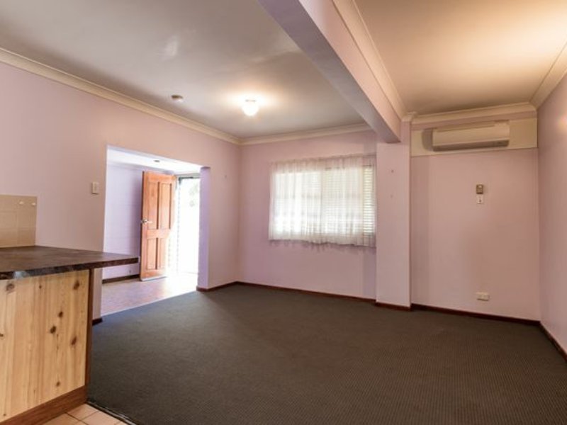 Photo - 11 Fisher Drive, Mount Isa QLD 4825 - Image 16