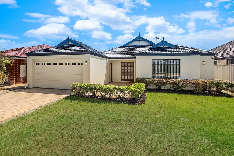 11 Fitzgibbon Road, Rockingham WA 6168