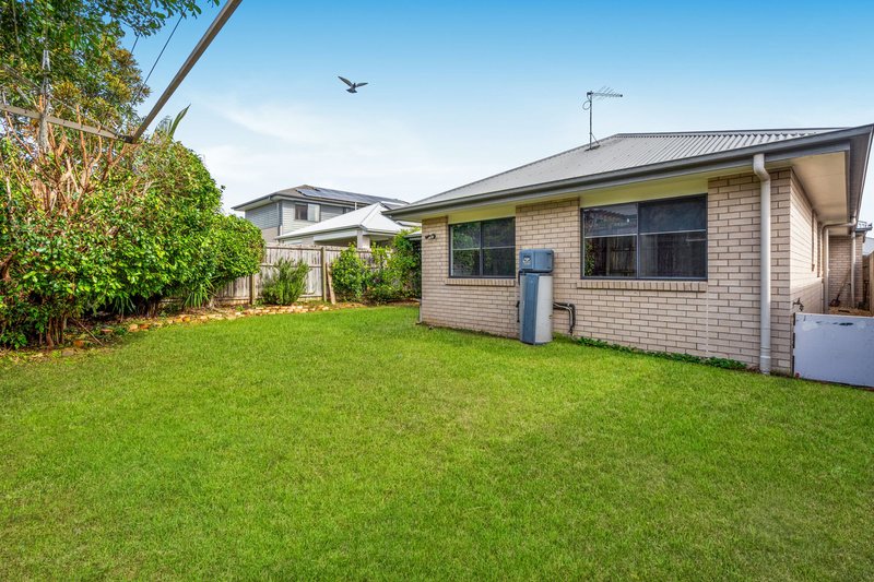 Photo - 11 Fleming Street, Logan Reserve QLD 4133 - Image 5