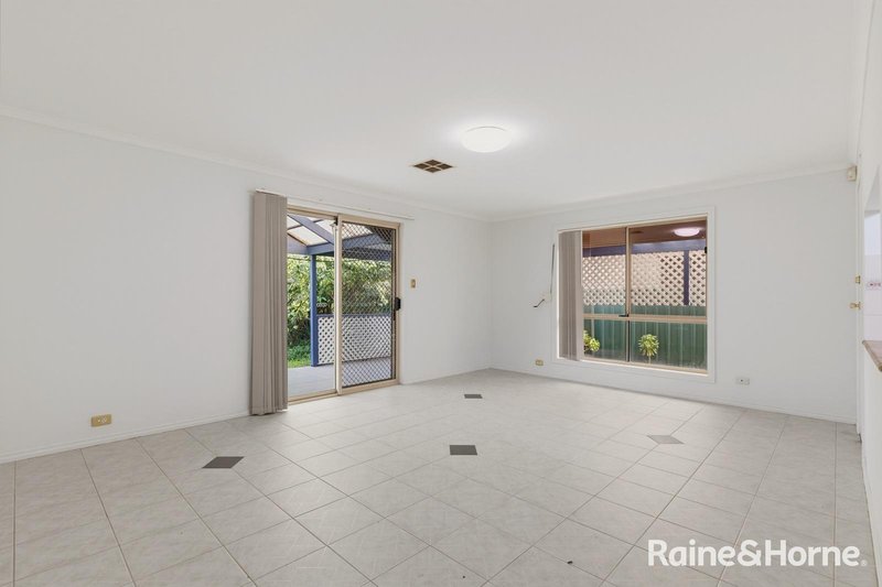 Photo - 11 Flinders Road, Hillcrest SA 5086 - Image 6