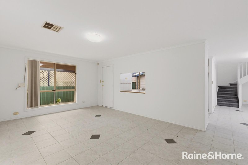 Photo - 11 Flinders Road, Hillcrest SA 5086 - Image 7