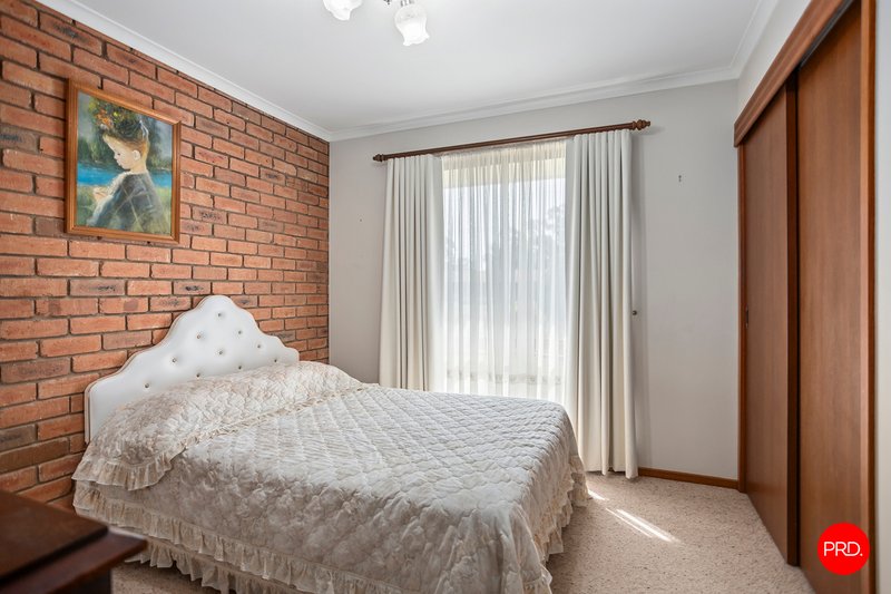 Photo - 11 Forest Drive, Ascot VIC 3551 - Image 14