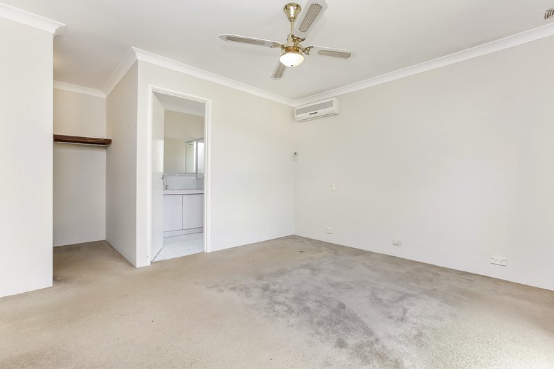 Photo - 11 Fowey Loop, Mindarie WA 6030 - Image 6