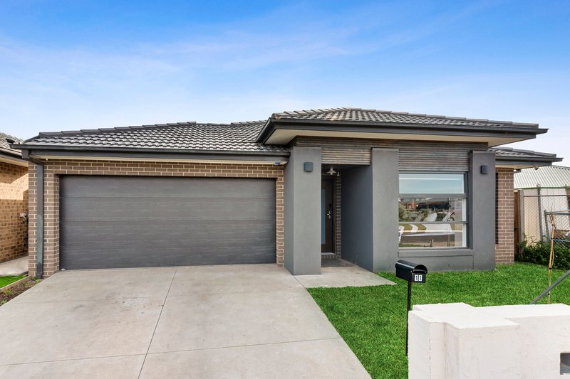 11 Fragrant Drive, Lara VIC 3212