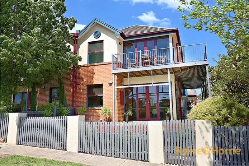 11 Frangipani Lane, Maribyrnong VIC 3032