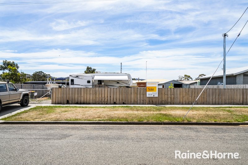 Photo - 11 Franklin Street, Triabunna TAS 7190 - Image 20